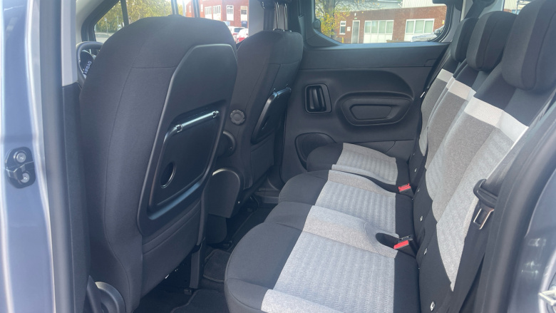 Citroen Berlingo 100kW Plus XL 52kWh 5dr Auto [7 Seat] Electric Estate